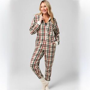 Fabletics Cream The Go-To Fleece Hooded Onesie Size Medium